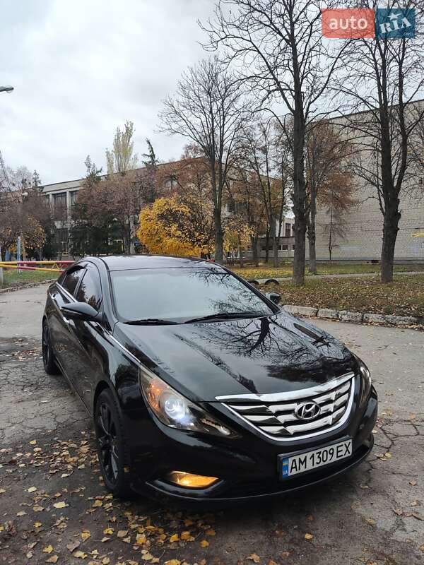 Седан Hyundai Sonata 2010 в Харькове