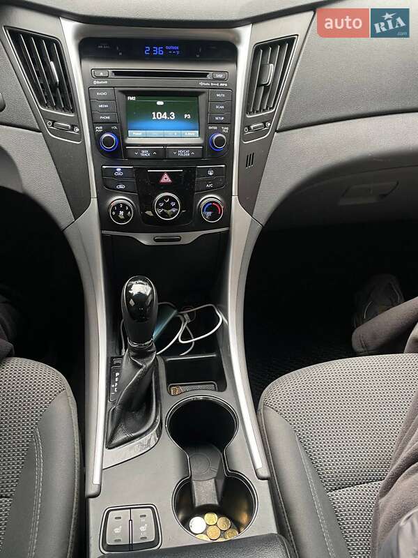 Седан Hyundai Sonata 2013 в Черноморске
