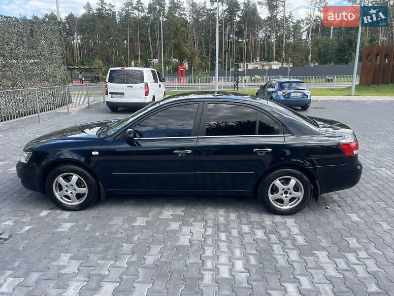 Седан Hyundai Sonata 2006 в Ирпене