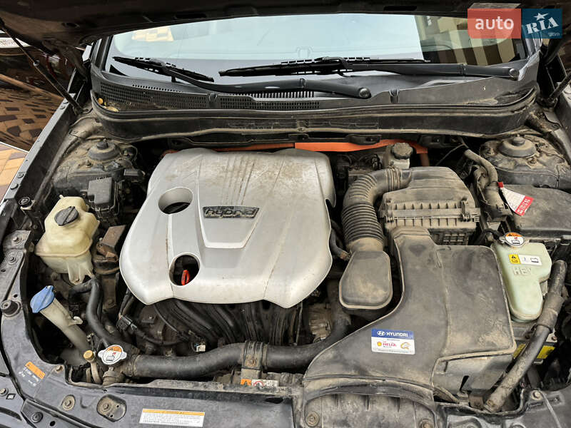 Седан Hyundai Sonata 2014 в Измаиле