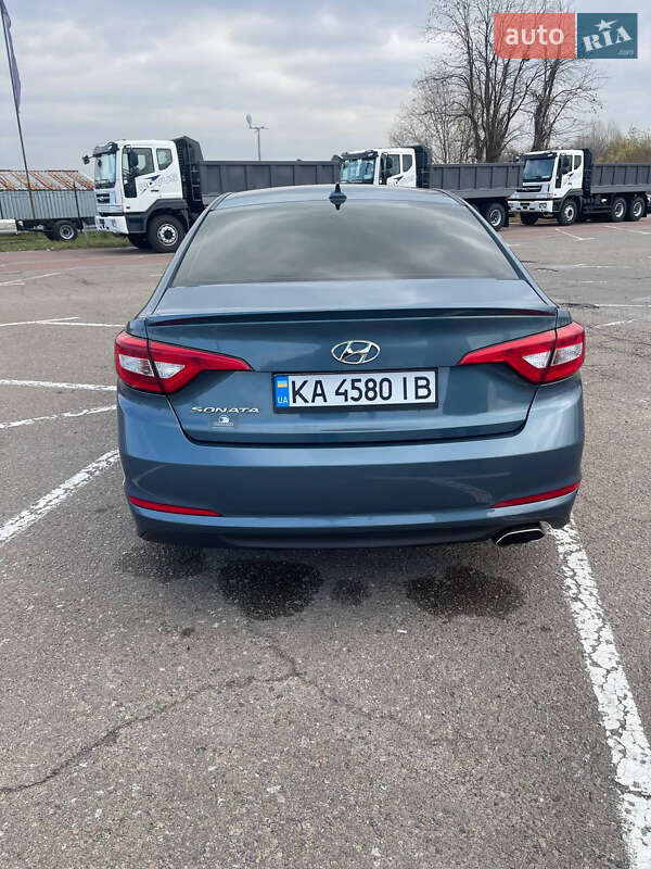 Седан Hyundai Sonata 2016 в Киеве