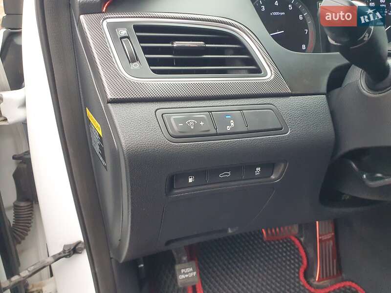 Седан Hyundai Sonata 2014 в Днепре