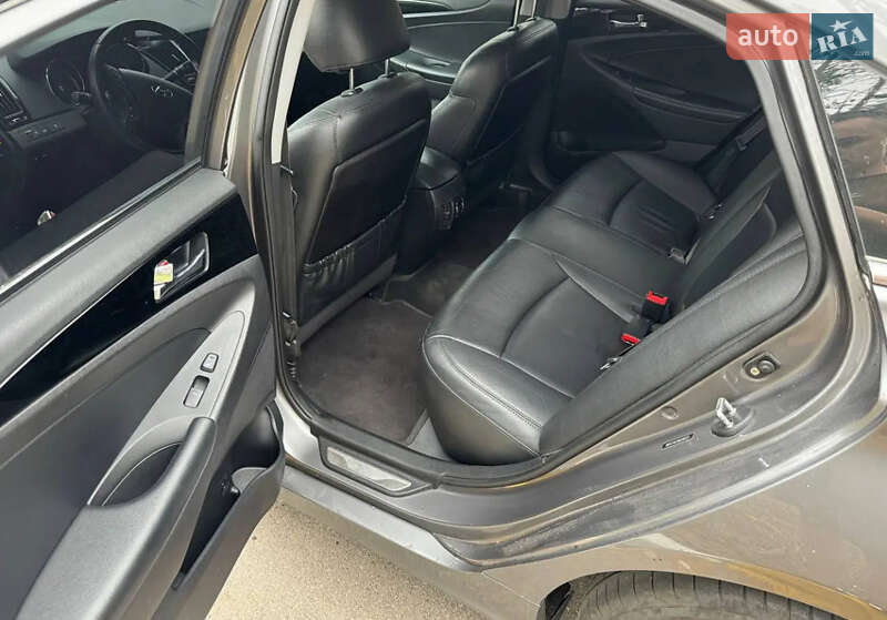 Седан Hyundai Sonata 2011 в Києві фото 12 Седан Hyundai Sonata 2011 в Києві