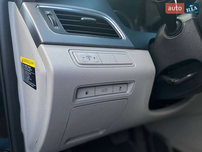 Седан Hyundai Sonata 2017 в Киеве фото 28 Седан Hyundai Sonata 2017 в Киеве