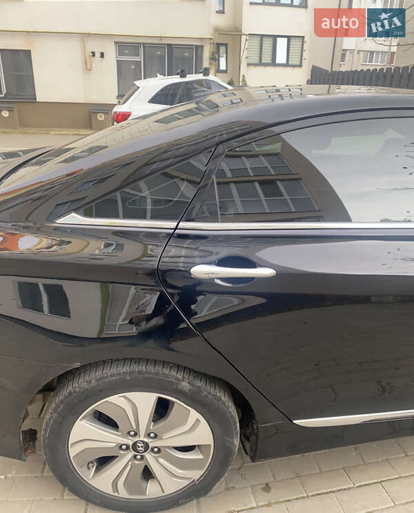 Седан Hyundai Sonata 2014 в Тернополі