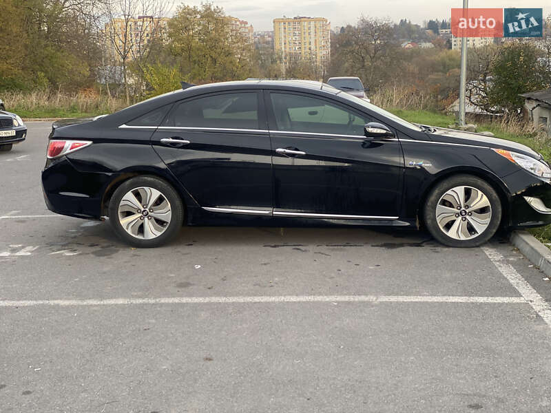 Седан Hyundai Sonata 2014 в Тернополі