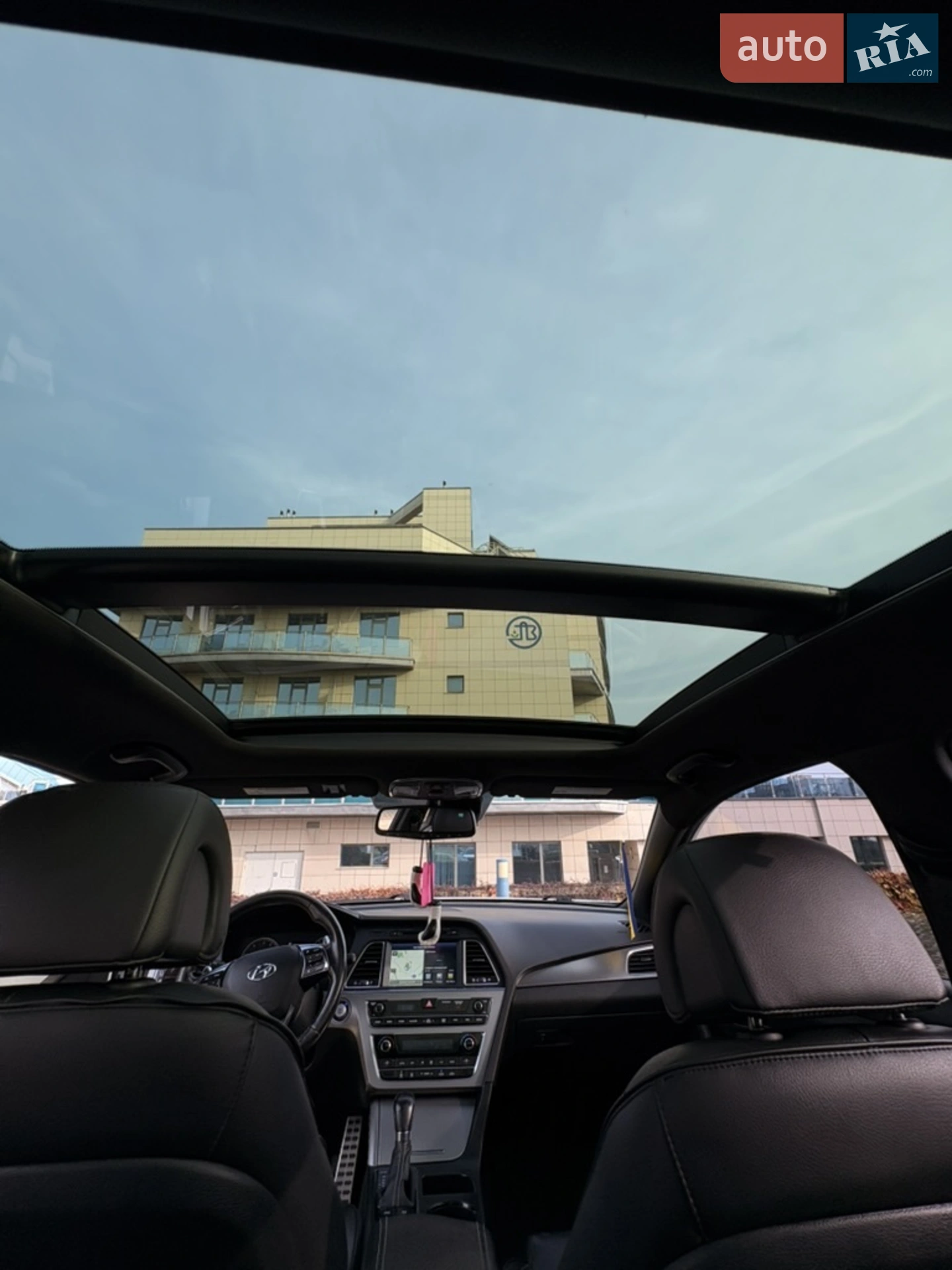 2015 Hyundai Sonata - мініатюра 8