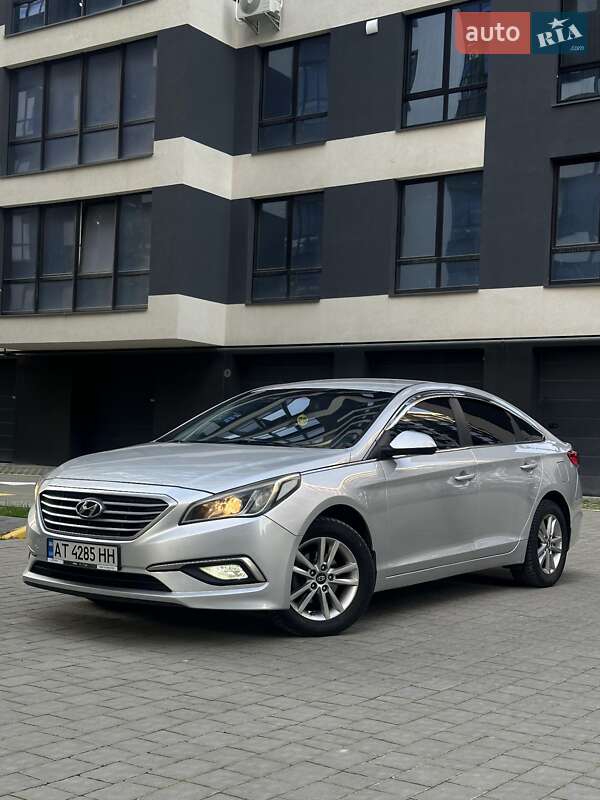 Седан Hyundai Sonata 2016 в Калуші фото Седан Hyundai Sonata 2016 в Калуші