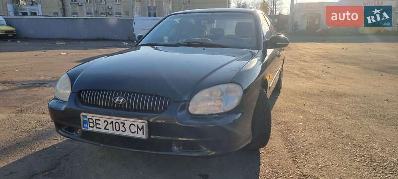 Седан Hyundai Sonata 2000 в Николаеве