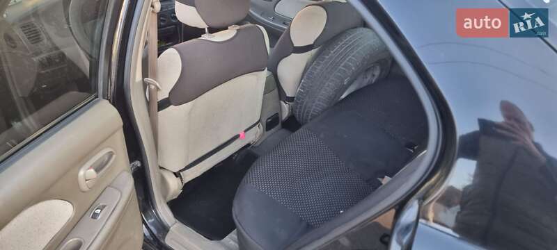 Седан Hyundai Sonata 2000 в Николаеве