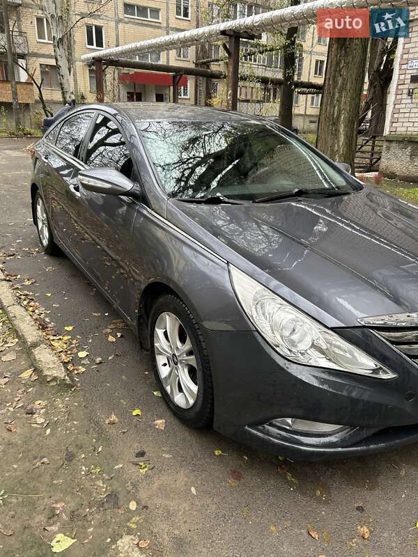 Седан Hyundai Sonata 2010 в Николаеве