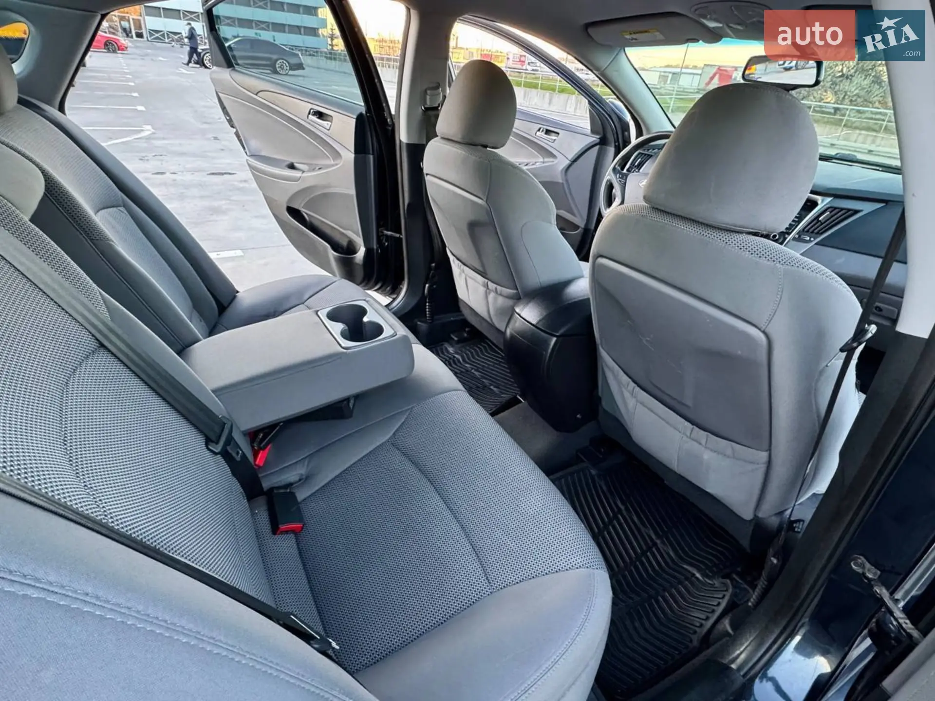 2013 Hyundai Sonata - мініатюра 25