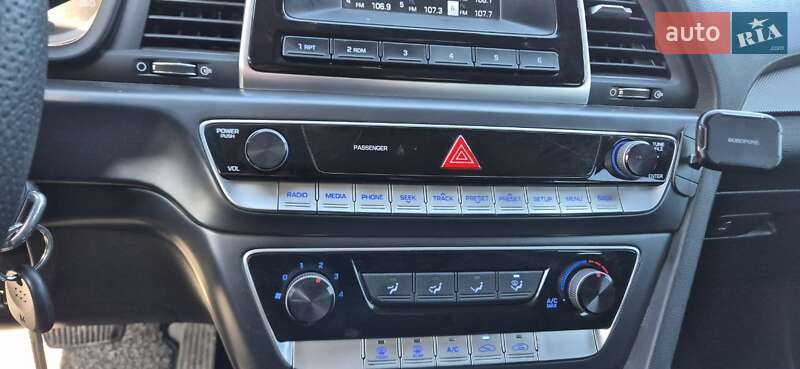 Седан Hyundai Sonata 2018 в Житомире