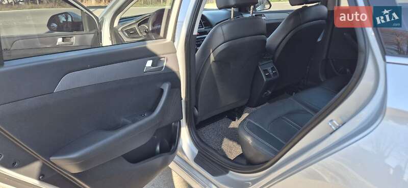 Седан Hyundai Sonata 2018 в Житомире