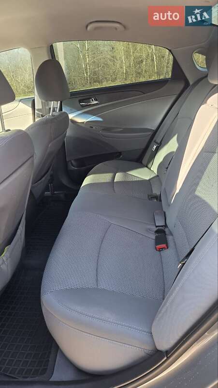 Седан Hyundai Sonata 2014 в Киеве