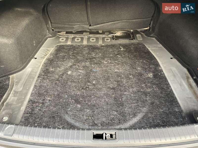 Седан Hyundai Sonata 2009 в Днепре