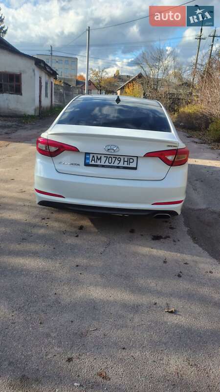 Седан Hyundai Sonata 2014 в Черняхове