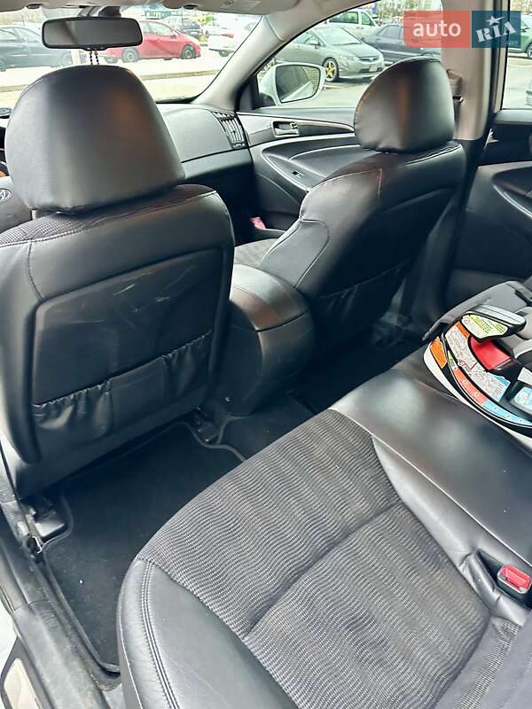Седан Hyundai Sonata 2011 в Киеве