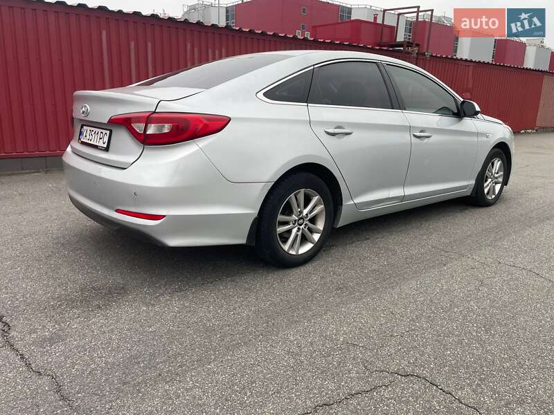Седан Hyundai Sonata 2017 в Киеве