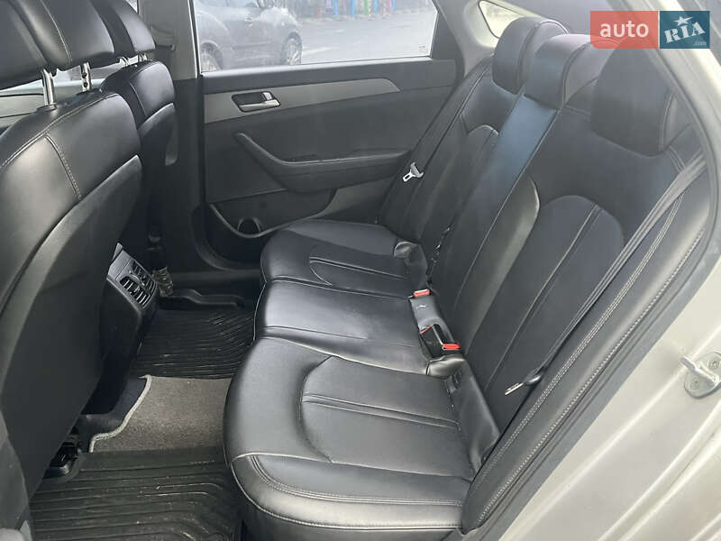 Седан Hyundai Sonata 2015 в Киеве