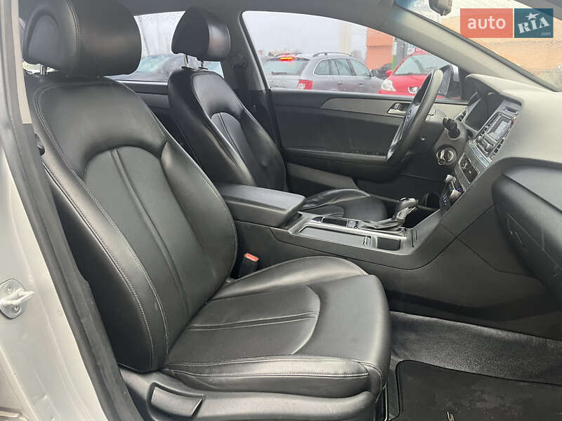 Седан Hyundai Sonata 2015 в Киеве