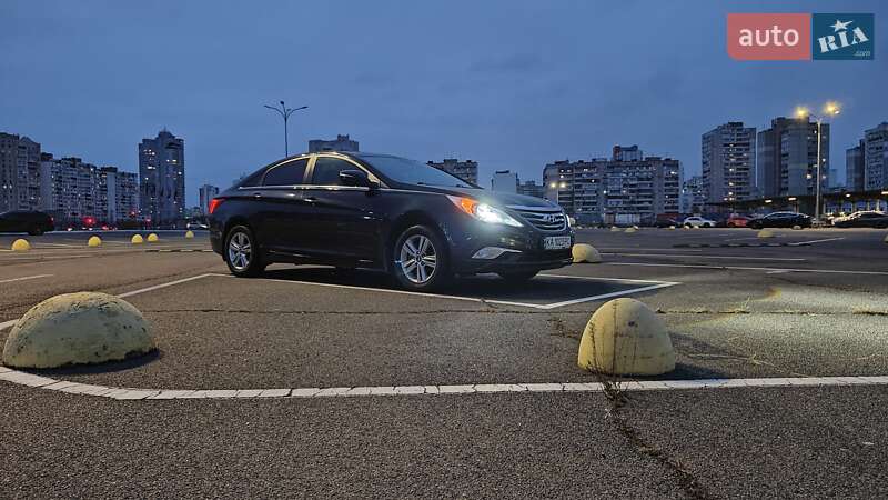 Седан Hyundai Sonata 2014 в Киеве