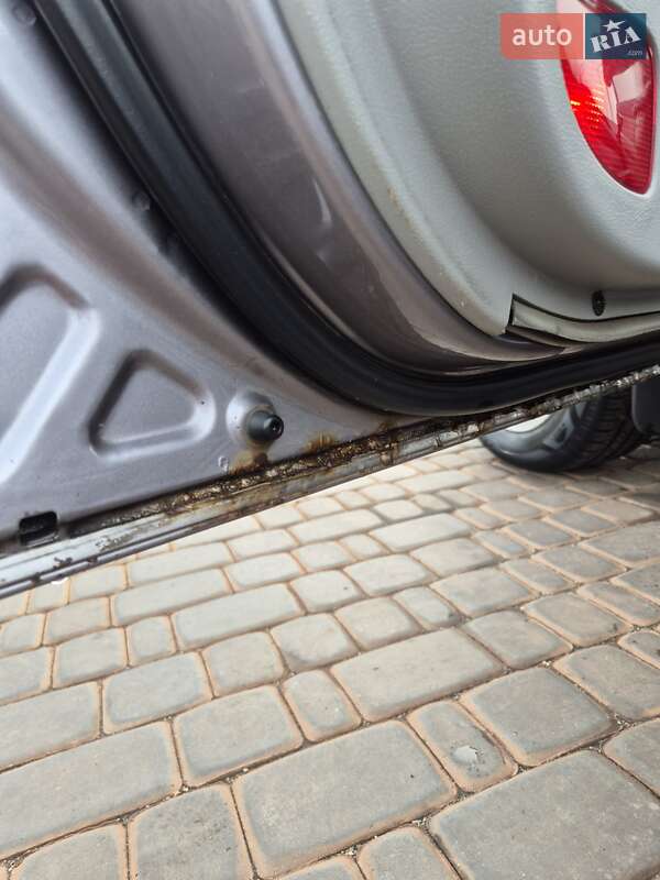 Седан Hyundai Sonata 2006 в Кривом Роге фото 8 Седан Hyundai Sonata 2006 в Кривом Роге