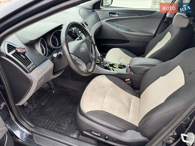 Седан Hyundai Sonata 2013 в Киеве фото 20 Седан Hyundai Sonata 2013 в Киеве