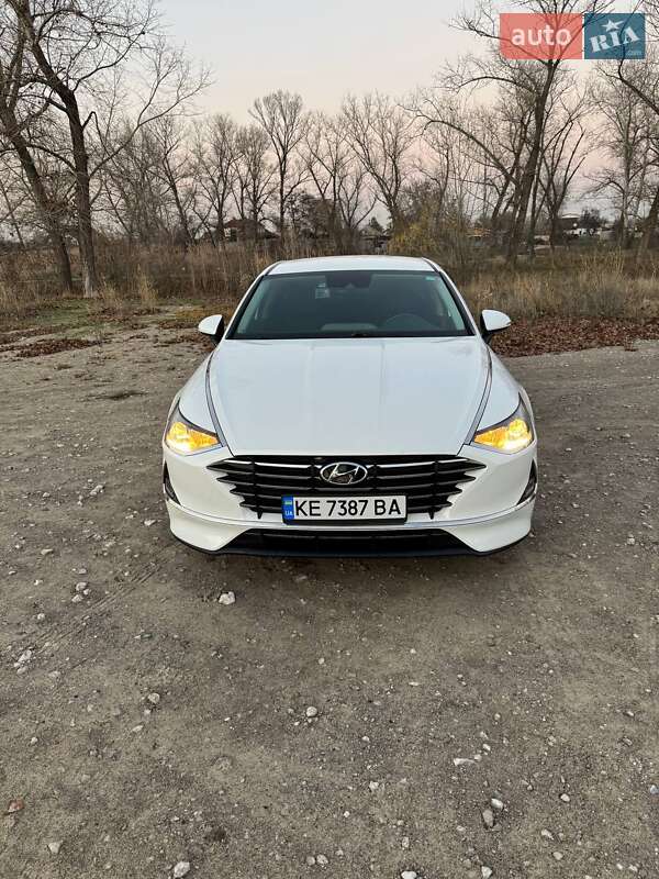Седан Hyundai Sonata 2021 в Днепре фото Седан Hyundai Sonata 2021 в Днепре