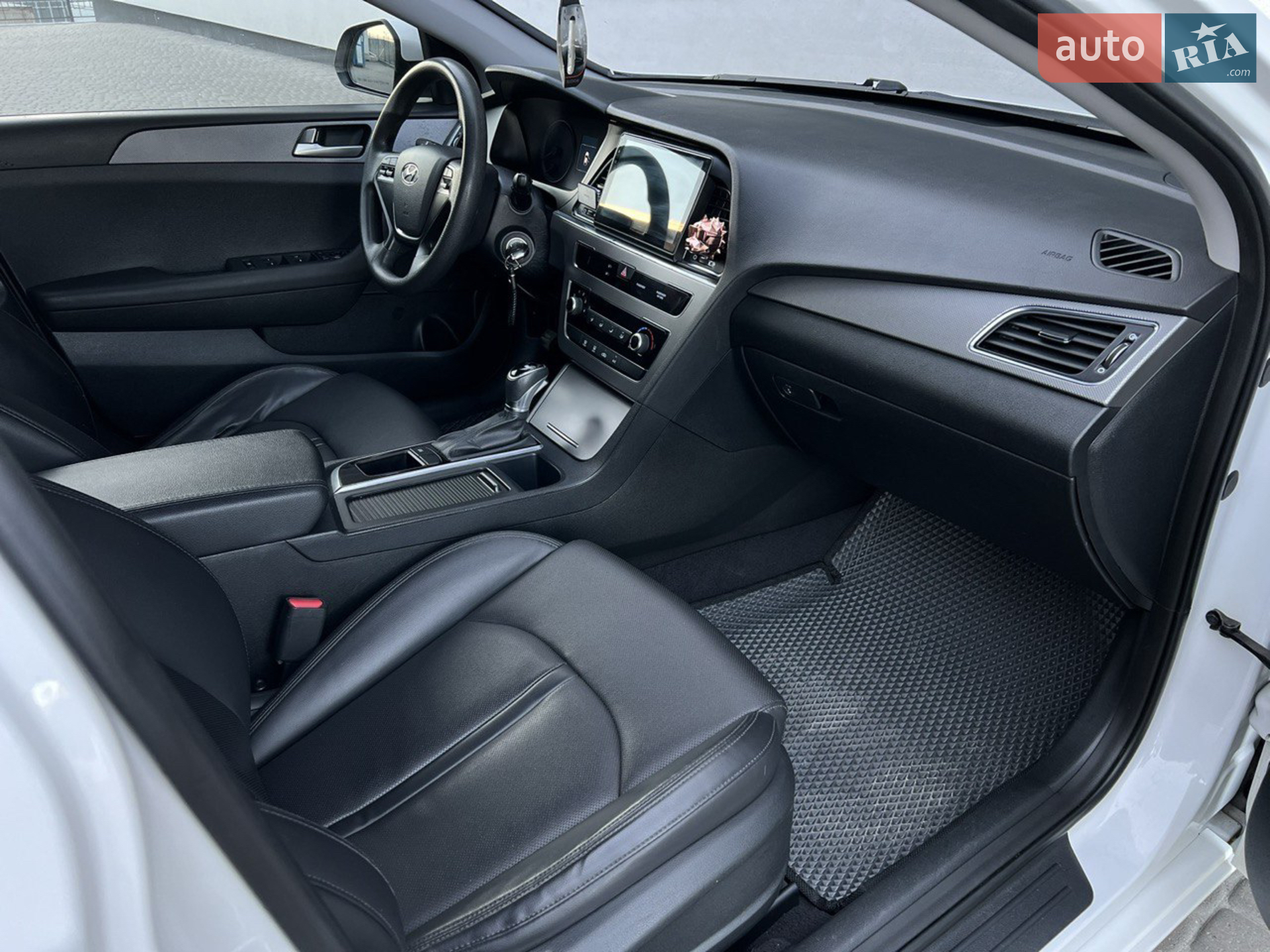 2016 Hyundai Sonata - мініатюра 4