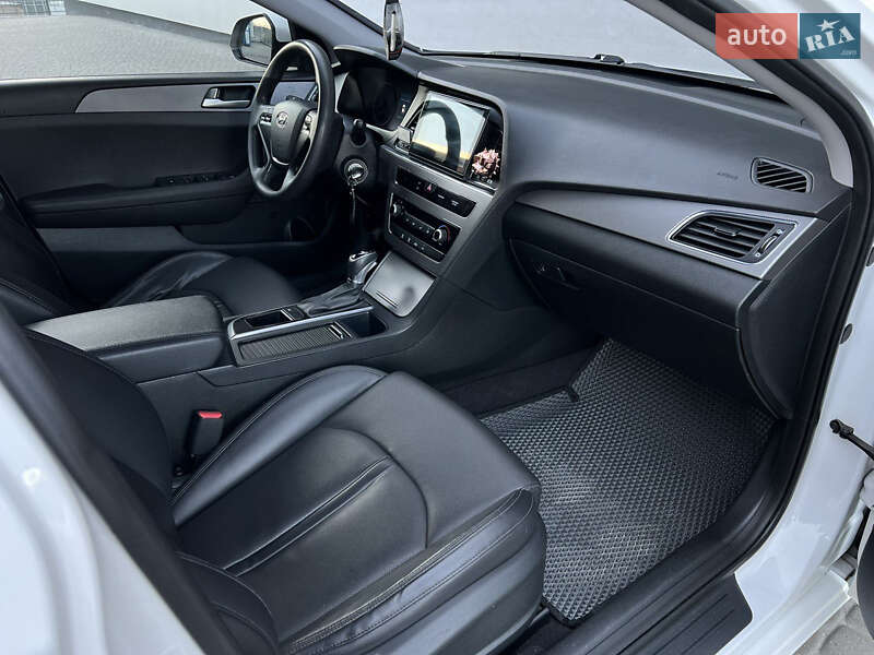 Седан Hyundai Sonata 2016 в Тернополе