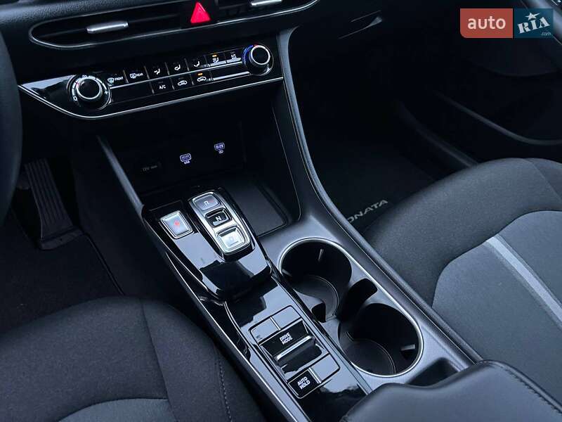 Седан Hyundai Sonata 2021 в Киеве