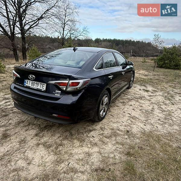 Седан Hyundai Sonata 2017 в Десне