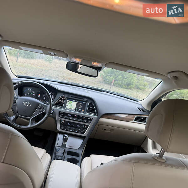 Седан Hyundai Sonata 2017 в Десне