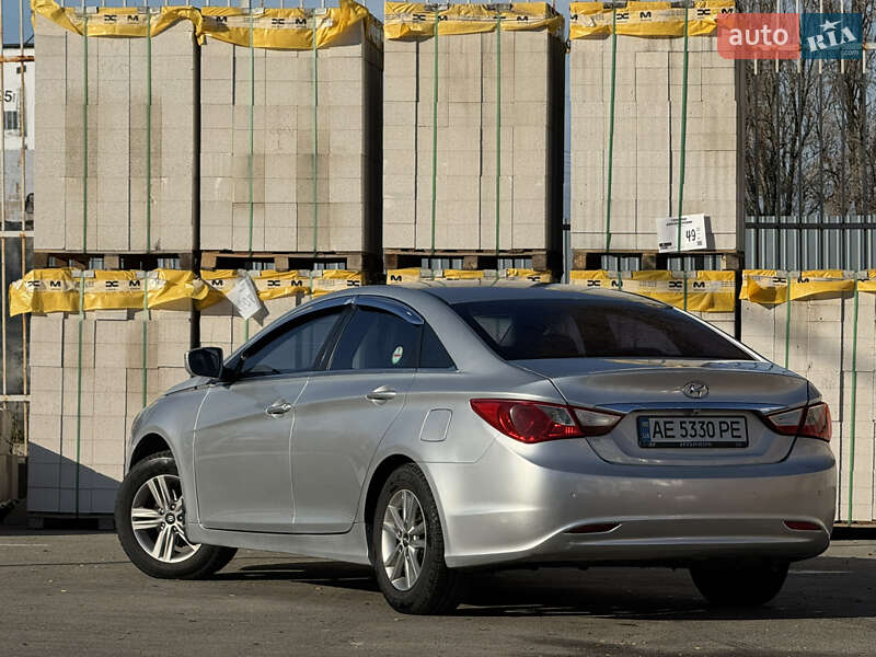 Седан Hyundai Sonata 2014 в Дніпрі