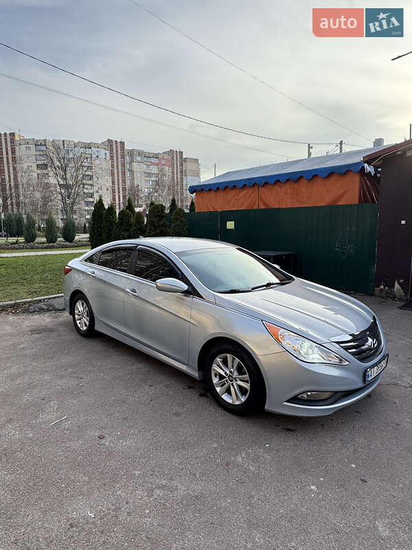Седан Hyundai Sonata 2014 в Киеве