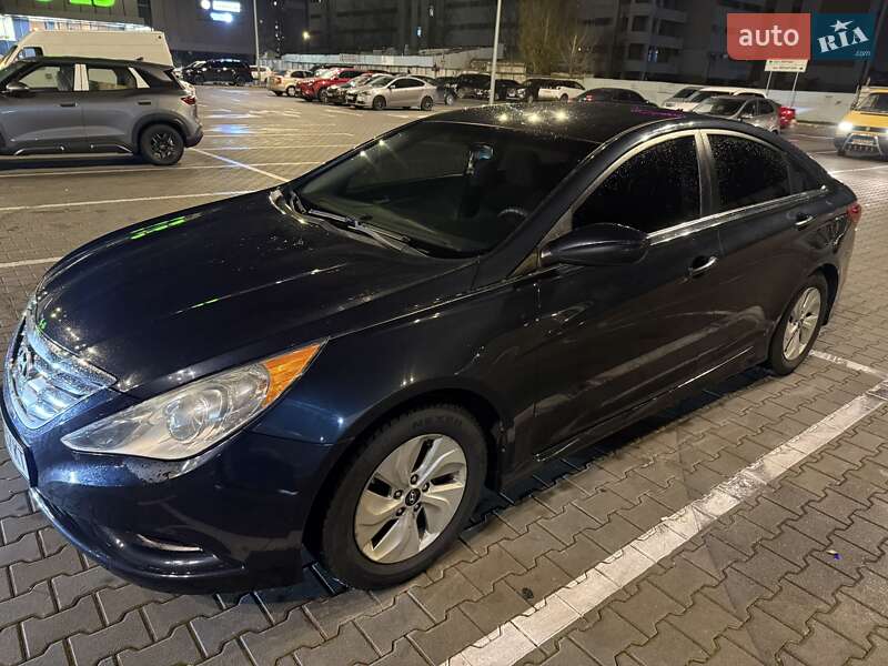 Седан Hyundai Sonata 2013 в Киеве