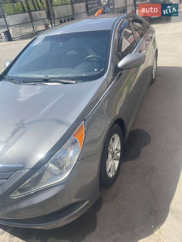 Седан Hyundai Sonata 2014 в Киеве фото 7 Седан Hyundai Sonata 2014 в Киеве