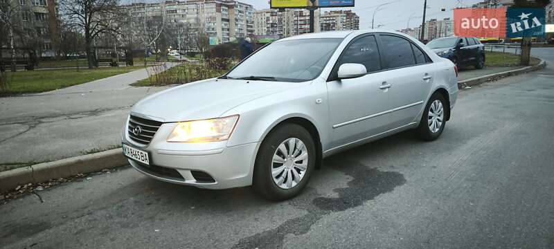 Седан Hyundai Sonata 2009 в Киеве