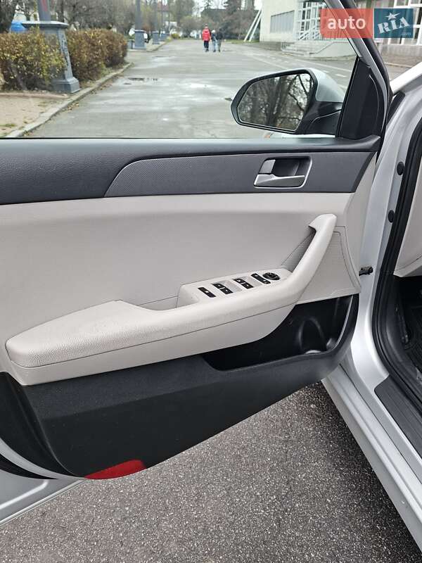 Седан Hyundai Sonata 2018 в Києві