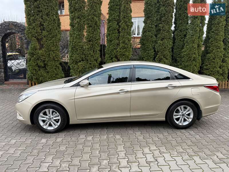Седан Hyundai Sonata 2010 в Хмельницком