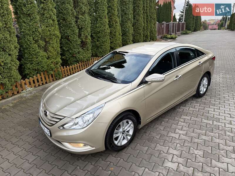 Седан Hyundai Sonata 2010 в Хмельницком
