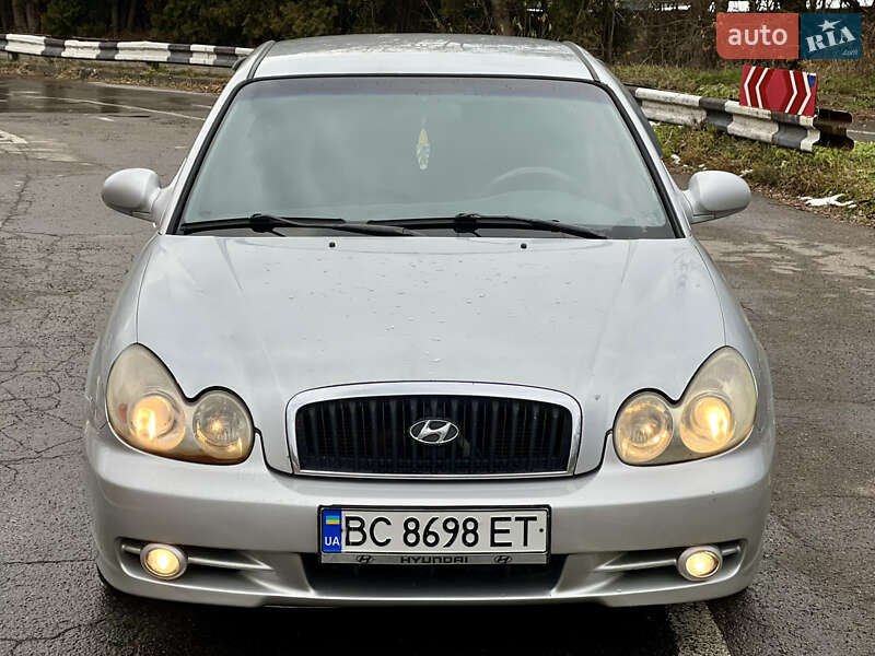 Седан Hyundai Sonata 2002 в Львове