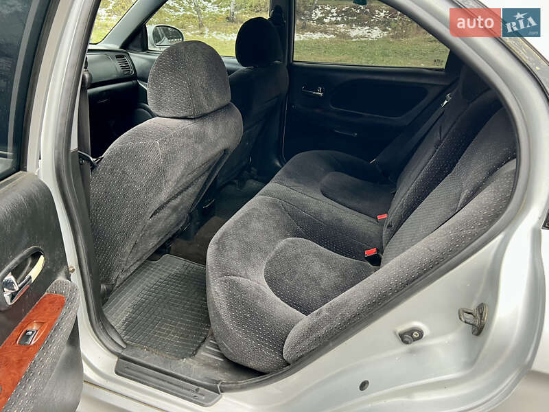 Седан Hyundai Sonata 2002 в Львове