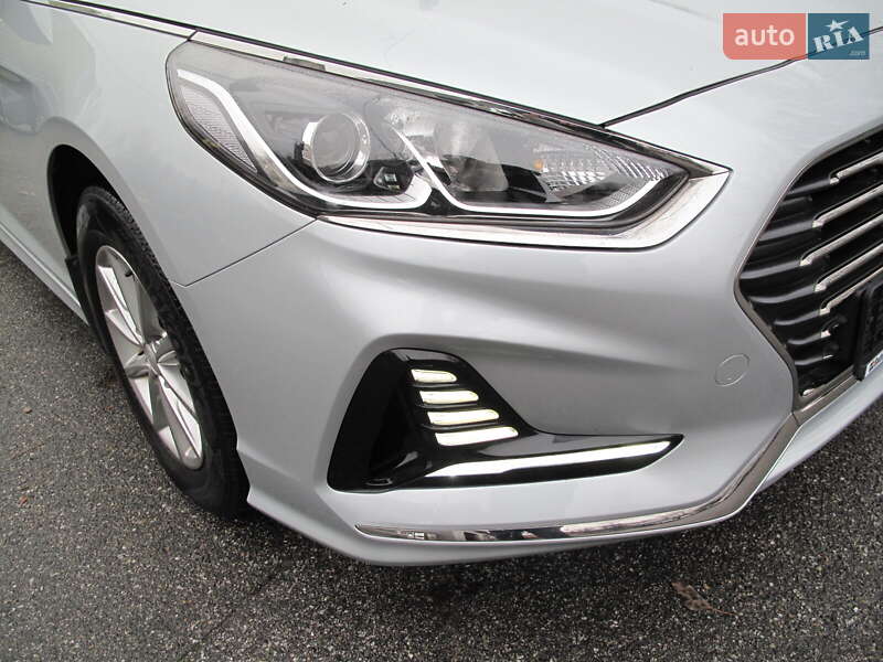 Седан Hyundai Sonata 2018 в Киеве
