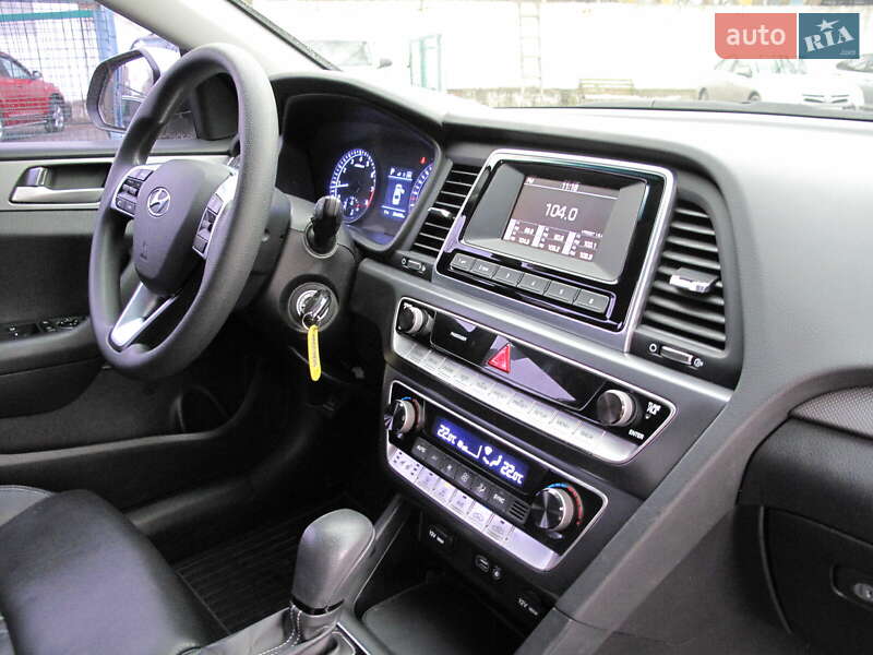 Седан Hyundai Sonata 2018 в Киеве