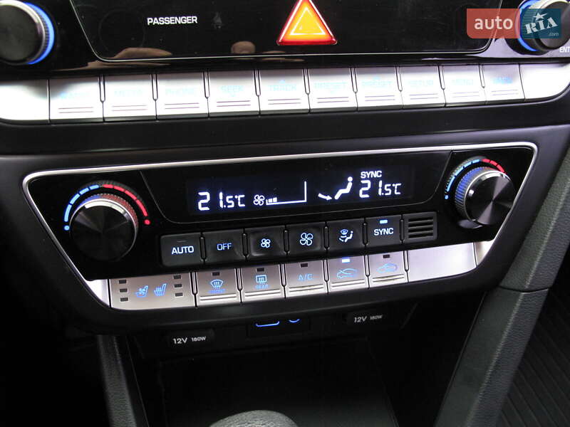 Седан Hyundai Sonata 2018 в Киеве