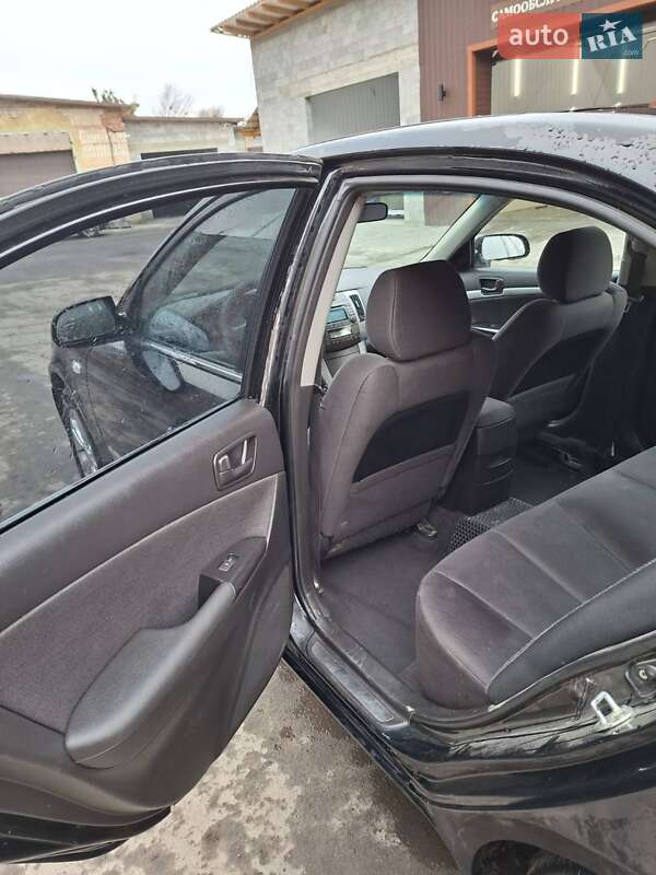 Седан Hyundai Sonata 2009 в Корце