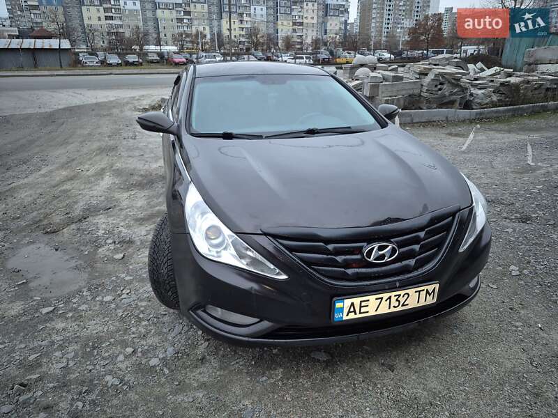 Седан Hyundai Sonata 2010 в Киеве