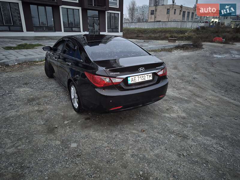 Седан Hyundai Sonata 2010 в Киеве